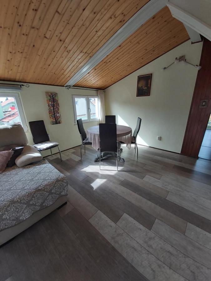 Apartment Malvina Mali Lošinj Eksteriør bilde